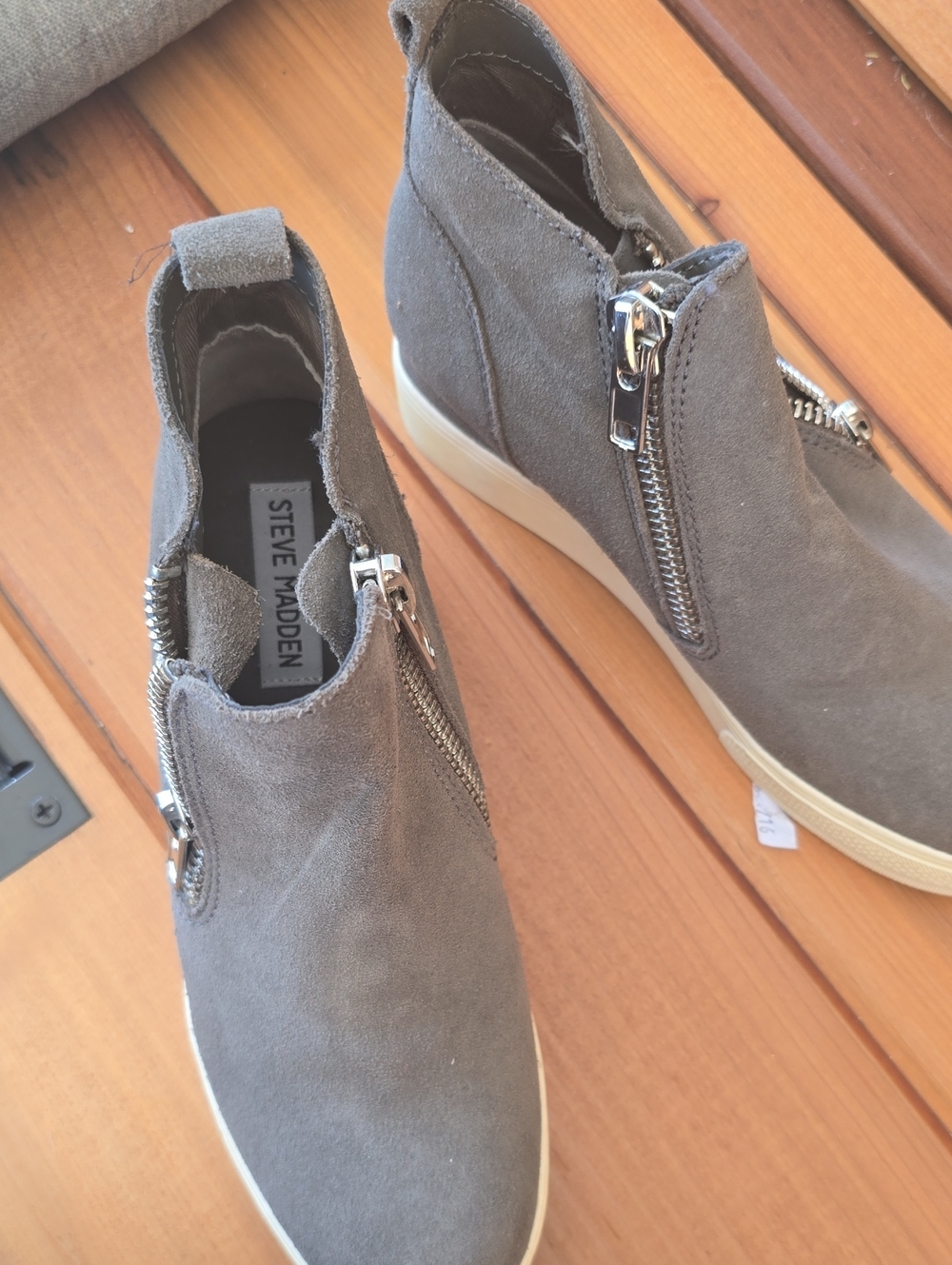 Steve Madden Gray Suede Chukka Boot with Side Zippers